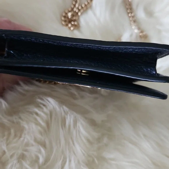 Beautiful NWOT Coach FloralSignature Leather Wallet With Chain 💜🤎🎁